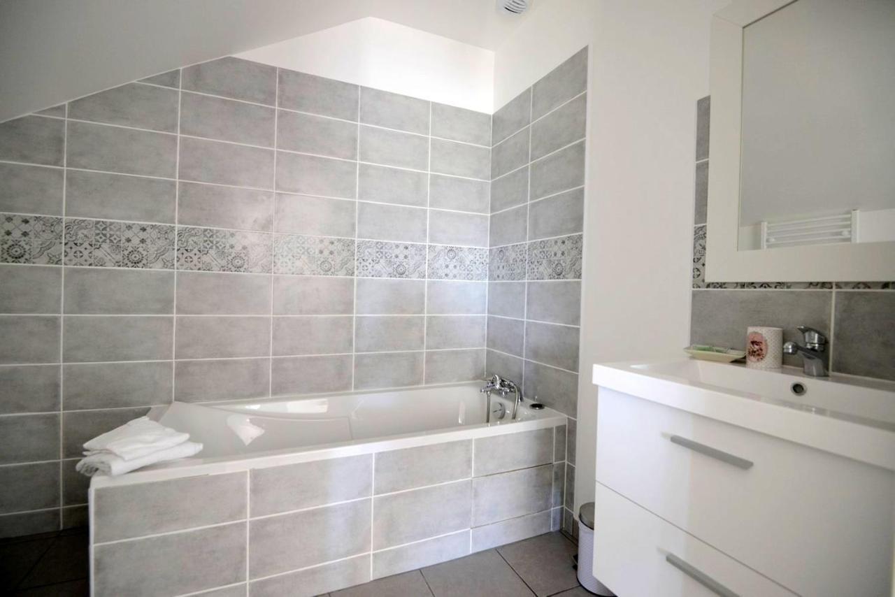 Les 4 Saisons Piscine Interieure Apartment Mer Екстериор снимка